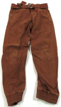 Hnědé riflové cuff kalhoty s páskem