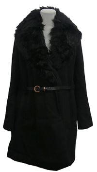 Dámský černý kabát s kožešinou a páskem zn. Dorothy Perkins