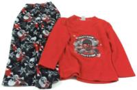 Červeno-černé fleecové pyžamo s lebkami 