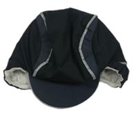 Černá šusťáková čepice s kšiltem 