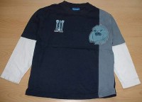 Tmavomodro-modro-bílé triko s obrázkem