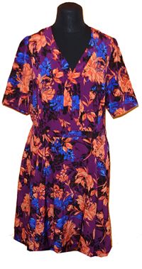 Dámské fialové květované šaty 