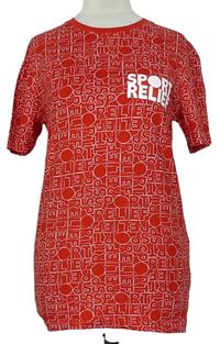 Dámské červené tričko s nápisy zn. Sport Relief 