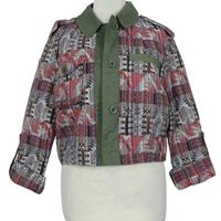 Dámská khaki-barevná vzorovaná crop bunda zn. Asos 