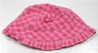 Růžový kostkovaný klobouček 