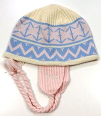Smetanovo-světlerůžovo-modrá vzorovaná pletená čepice