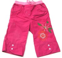 Růžové plátěné kalhoty s kytičkami zn. Mini Mode