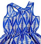 Cobaltově modro-bílé vzorované letní šaty zn. YD