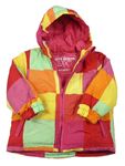 Růžovo-červeno-žlutá kostkovaná zimní bunda s kapucí C&A